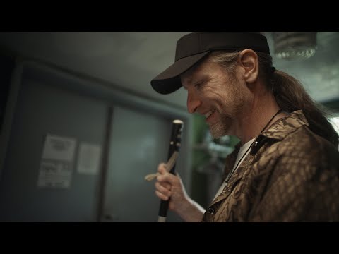 Project Astra | How Visual Interpreter Helps People who are Blind and Low-Vision (Audio Described)